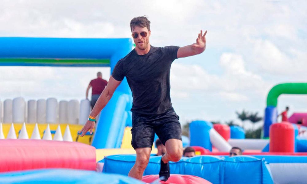 bounce house 